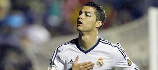 率先进入决赛！JDG赛后更博：比分3：0，只有我能征服我！